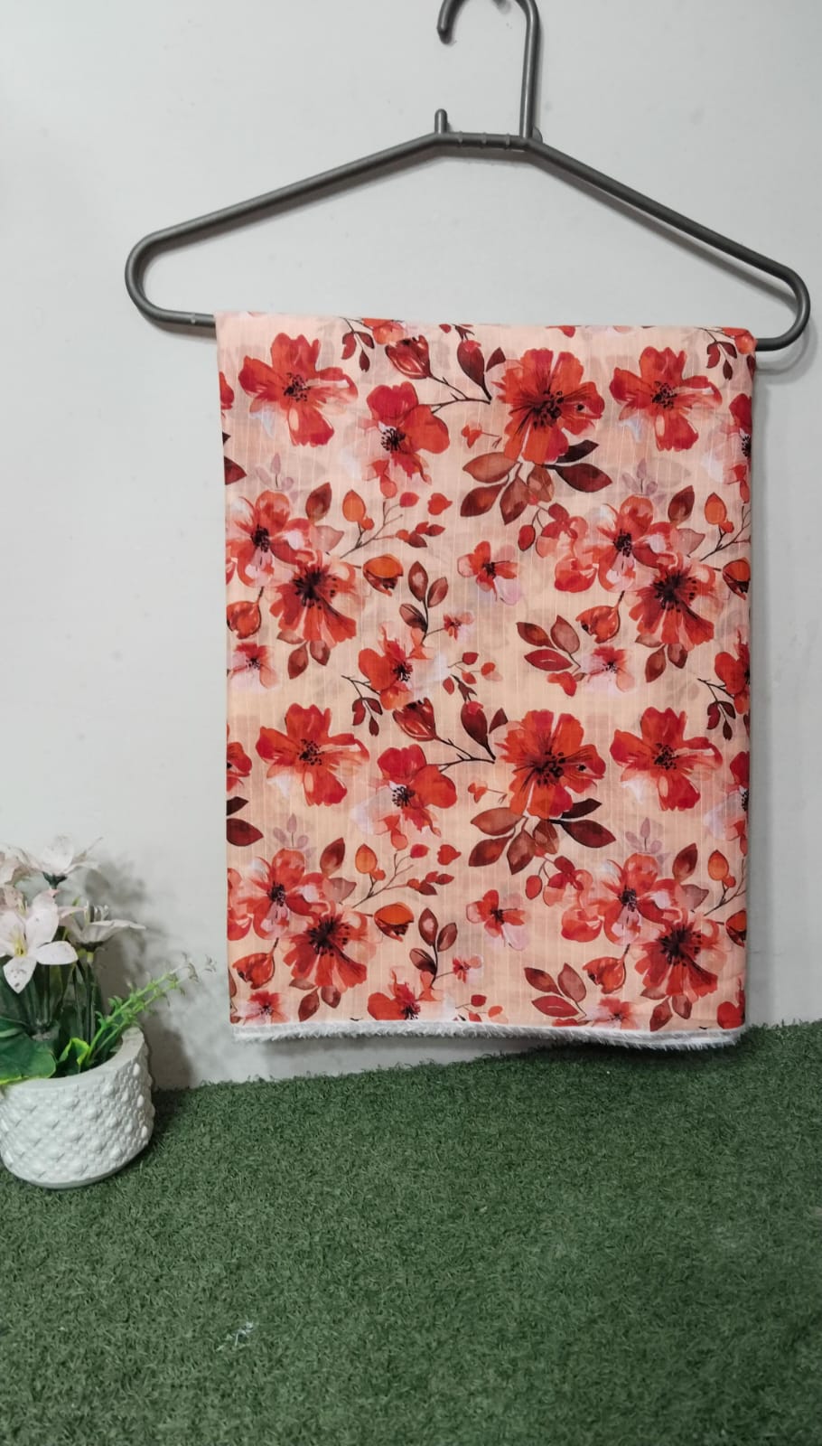 Women Printed Lawn Suit – Soft Summer Fabric Floral Design 2 Piece Unstitched