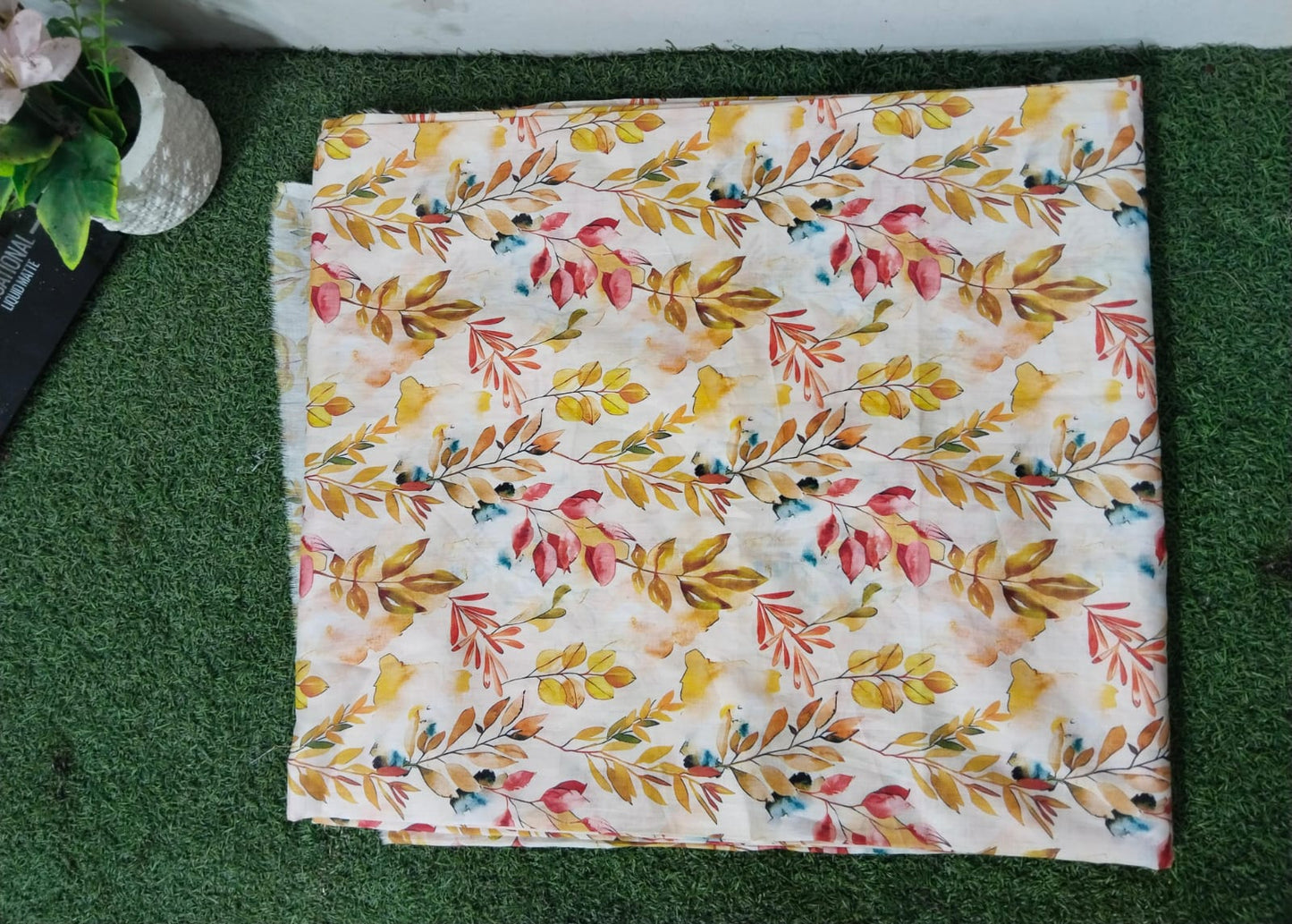 Women Printed Lawn Suit – Soft Summer Fabric Floral Design 2 Piece Unstitched