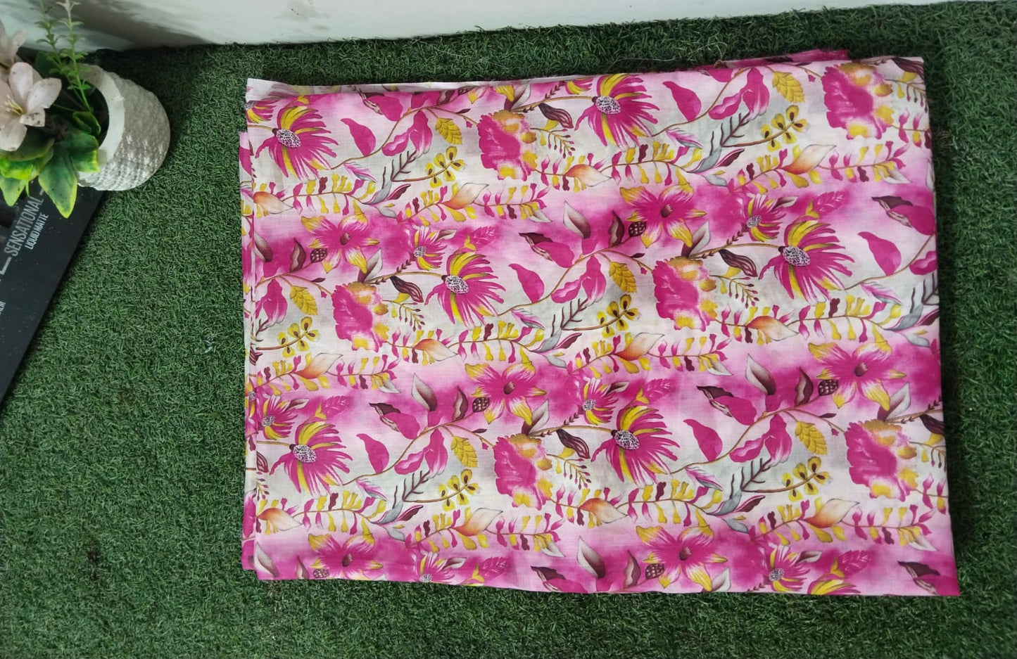 Women Printed Lawn Suit – Soft Summer Fabric Floral Design 2 Piece Unstitched