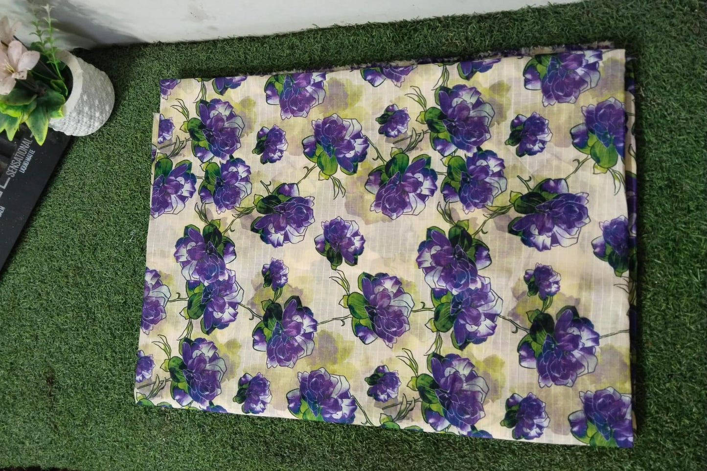 Women Printed Lawn Suit – Soft Summer Fabric Floral Design 2 Piece Unstitched