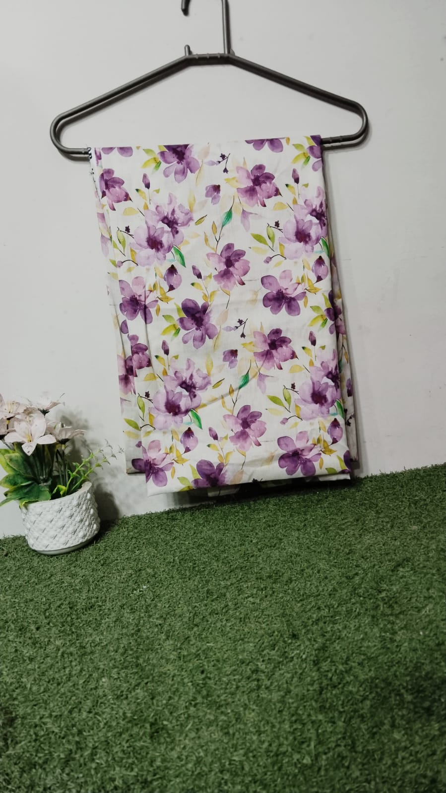 Women Printed Lawn Suit – Soft Summer Fabric Floral Design 2 Piece Unstitched